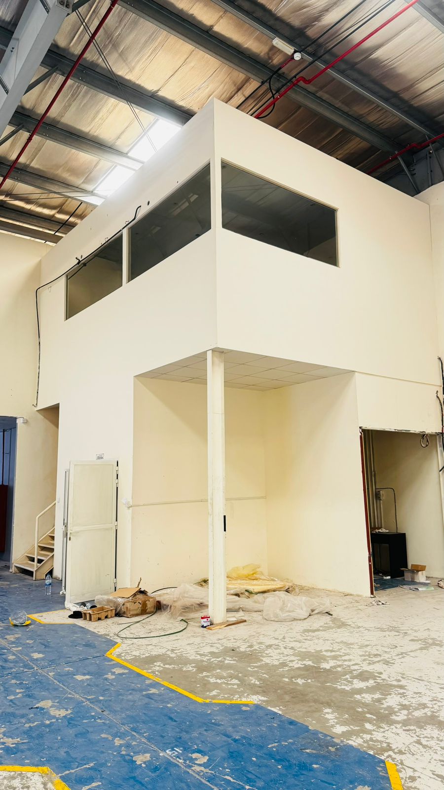 Warehouse — DIP — 4,100 sqft