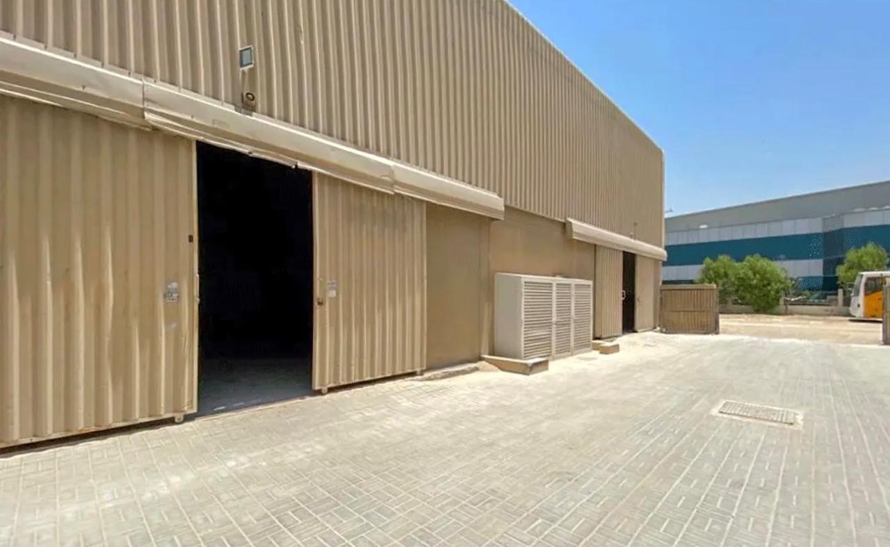 Industrial Unit — Jebel Ali Industrial — 1,668 sqft