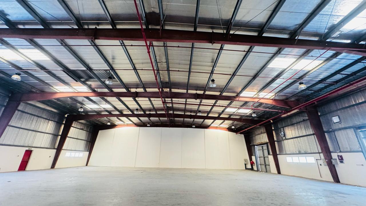 Warehouse — DIP — 9,650 sqft